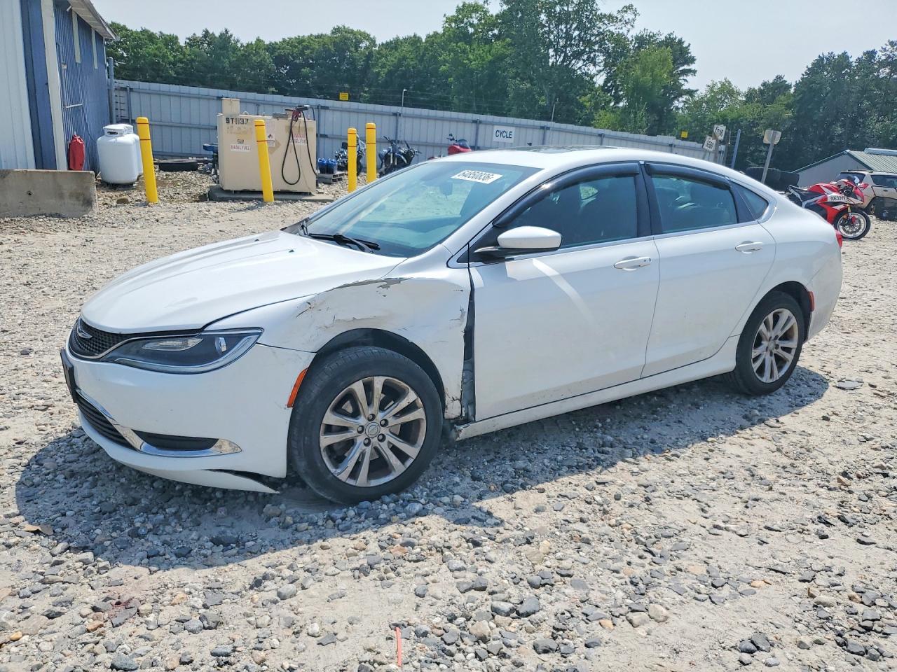2015 CHRYSLER 200 LIMITED | 1C3CCCAB2FN608723 | UPCARS