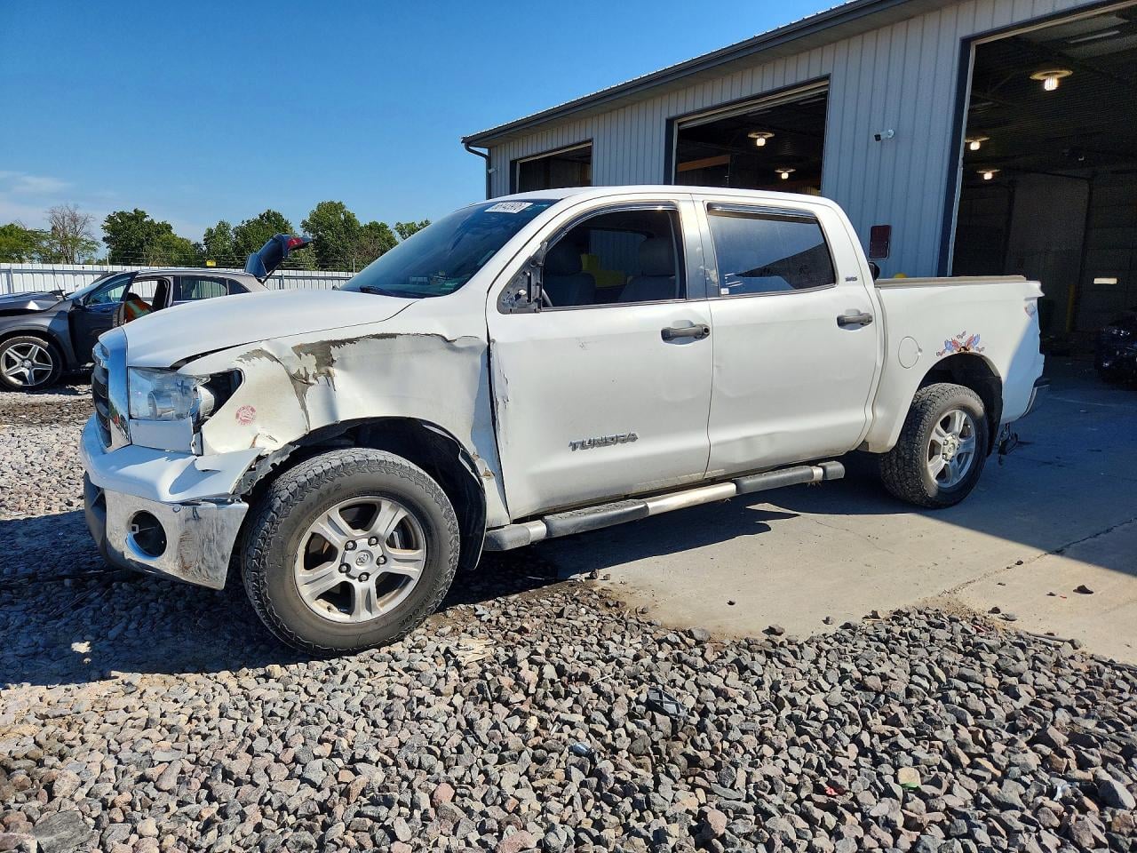 2011 TOYOTA TUNDRA CREWMAX SR5 | 5TFDM5F11BX017161 | UPCARS