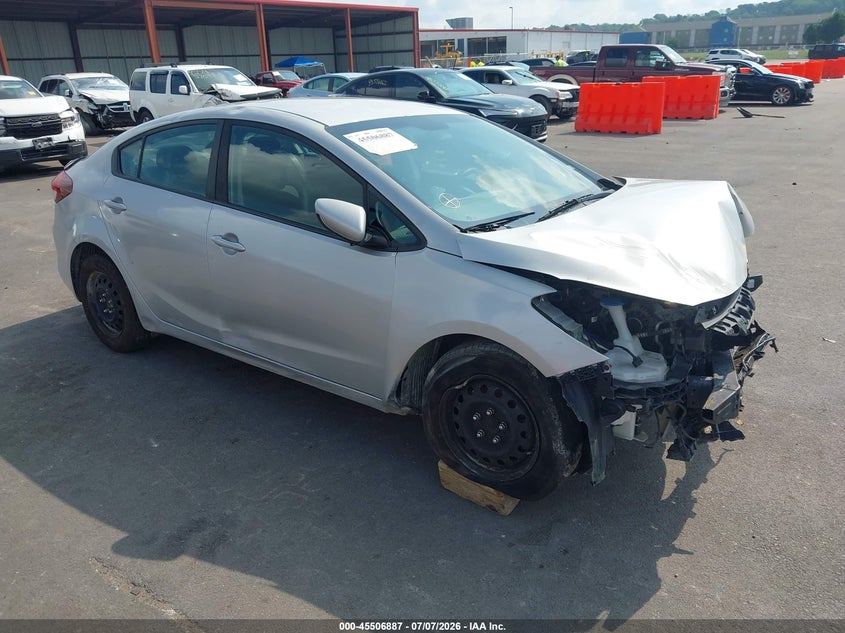 2017 KIA FORTE LX | 3KPFK4A70HE143363 | UPCARS