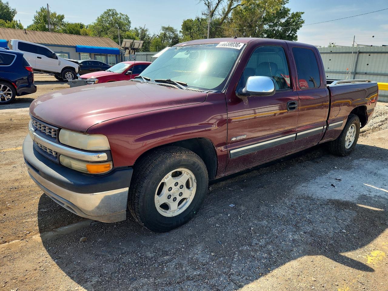 2001 CHEVROLET SILVERADO C1500 | 2GCEC19T611331848 | UPCARS