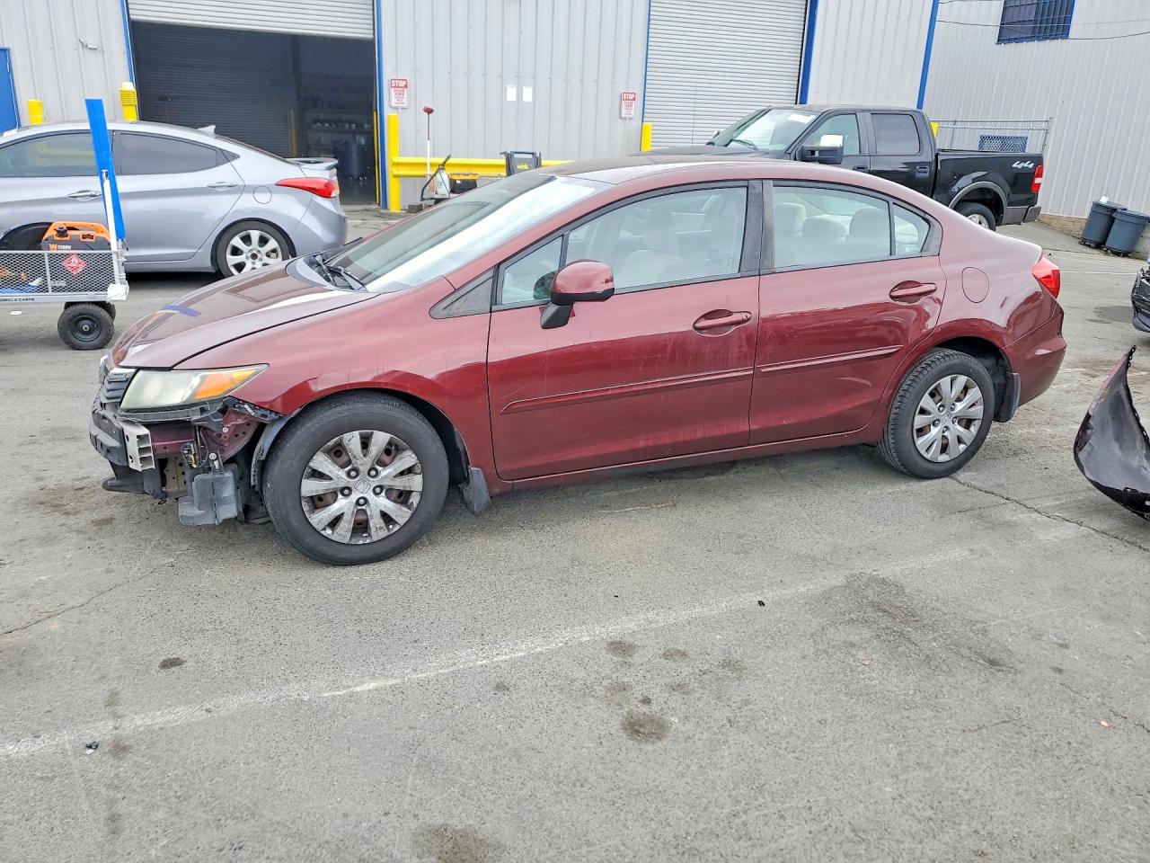 2012 HONDA CIVIC LX | 19XFB2F52CE345660 | UPCARS