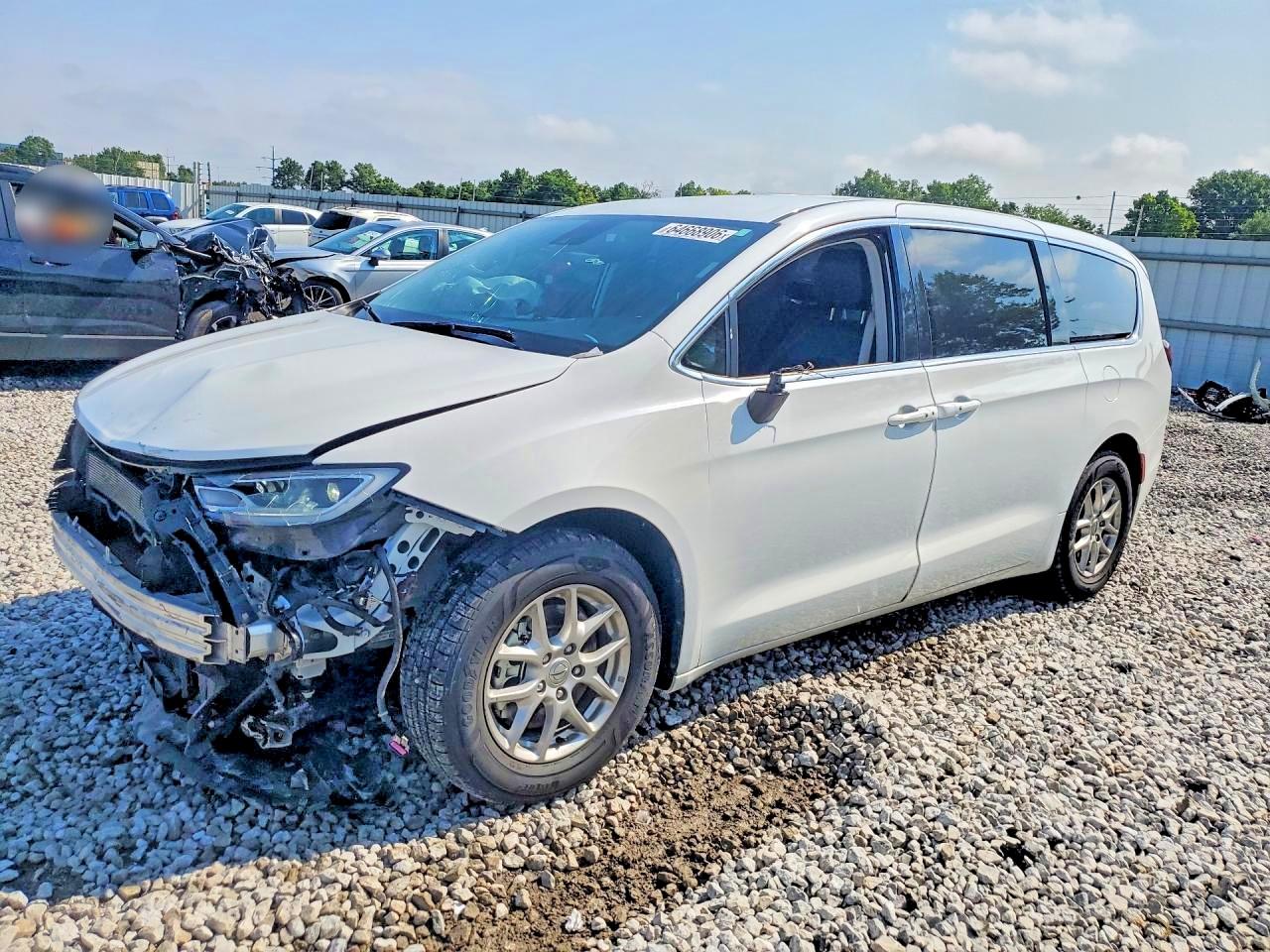 2024 CHRYSLER PACIFICA TOURING L | 2C4RC1BG5RR122807 | UPCARS