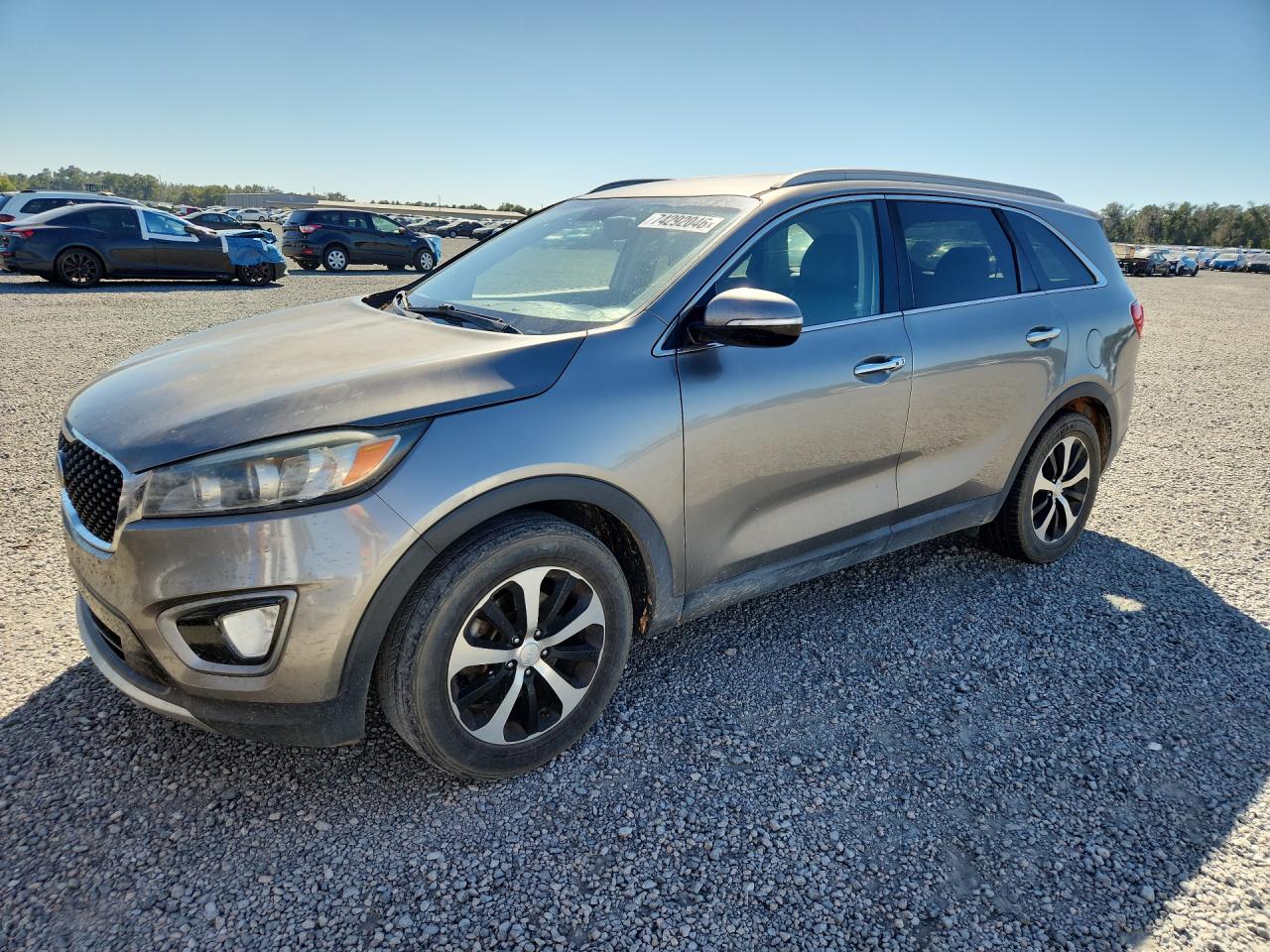 2016 KIA SORENTO EX | 5XYPH4A18GG029398 | UPCARS