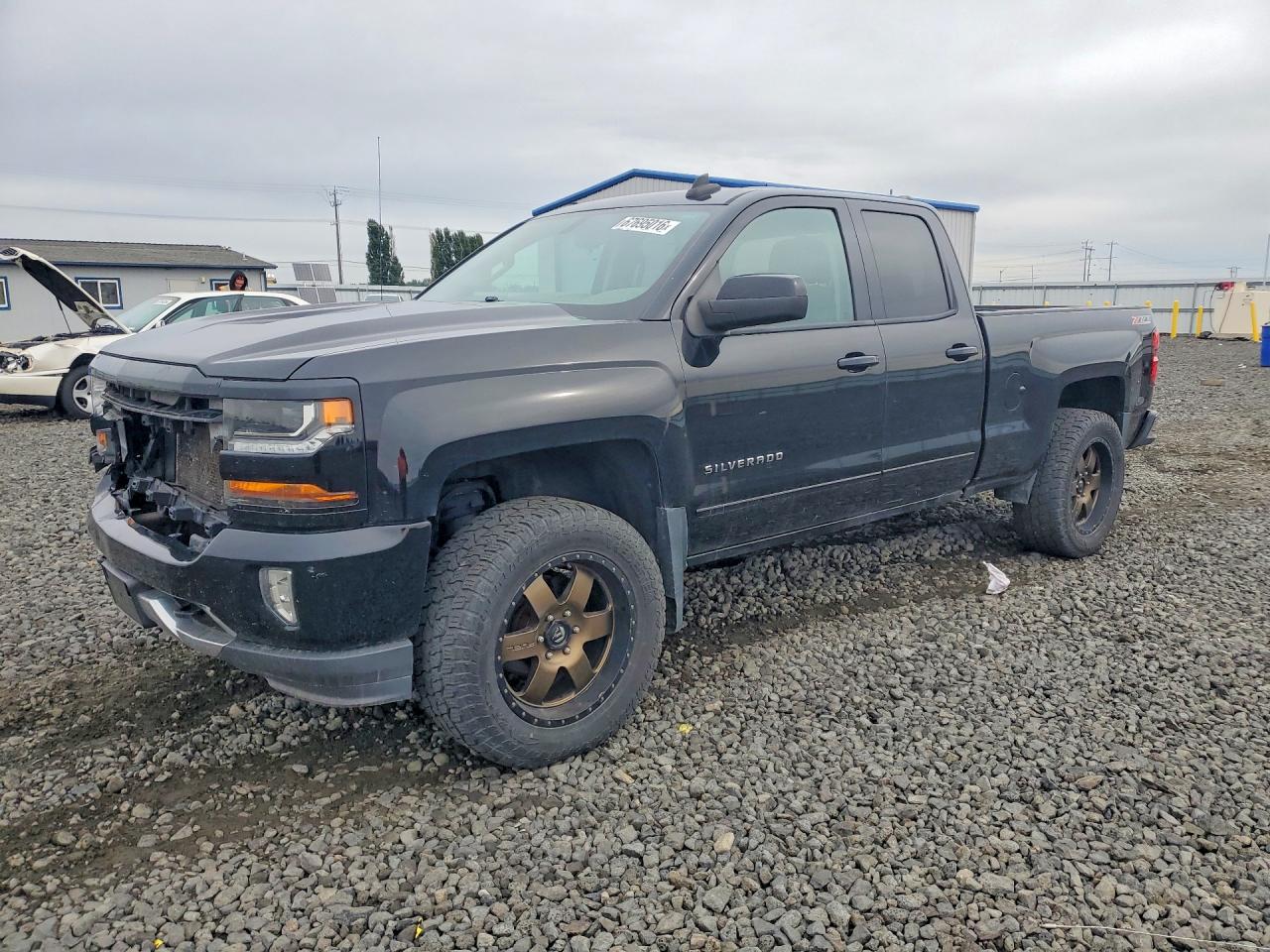 2016 CHEVROLET SILVERADO K1500 LT | 1GCVKREC5GZ389439 | UPCARS