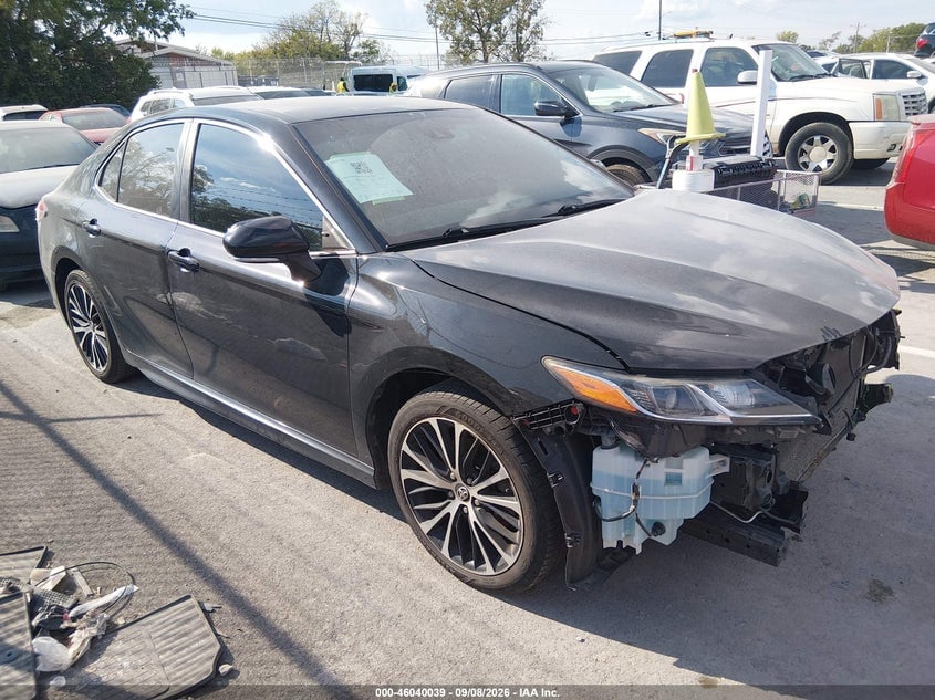 2018 TOYOTA CAMRY SE | 4T1B11HKXJU536333 | UPCARS
