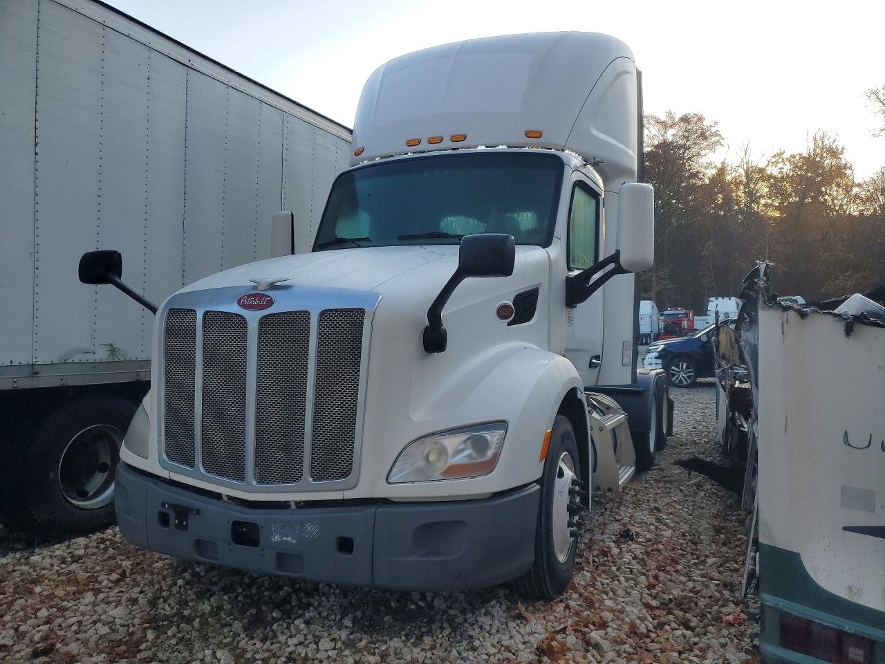 2018 PETERBILT ALL OTHER SEMI TRUCK | 1XPBD49X2JD479020 | UPCARS