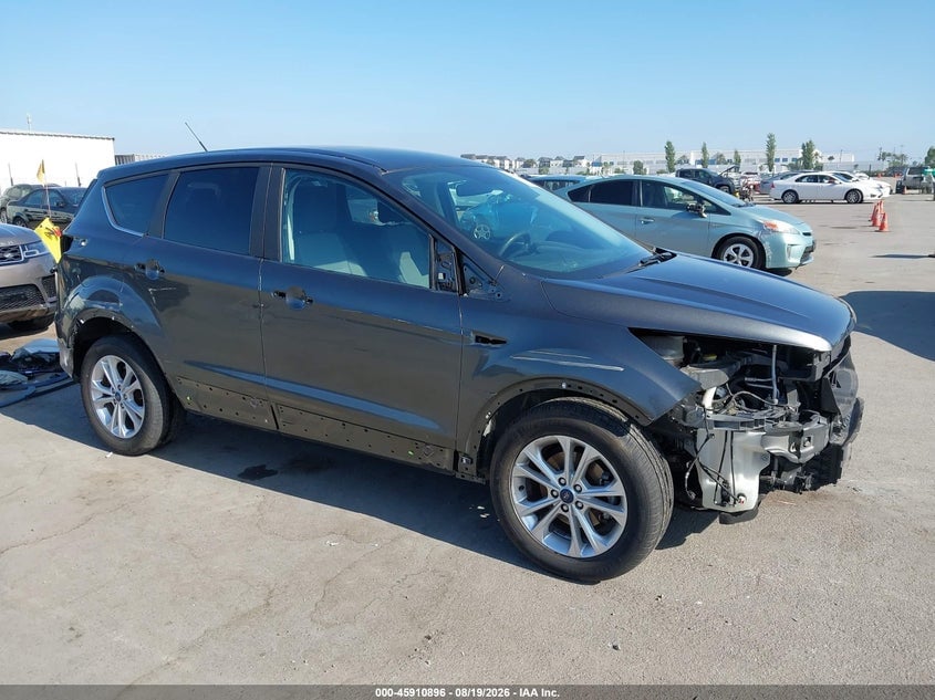 2017 FORD ESCAPE SE | 1FMCU0GD1HUE96761 | UPCARS