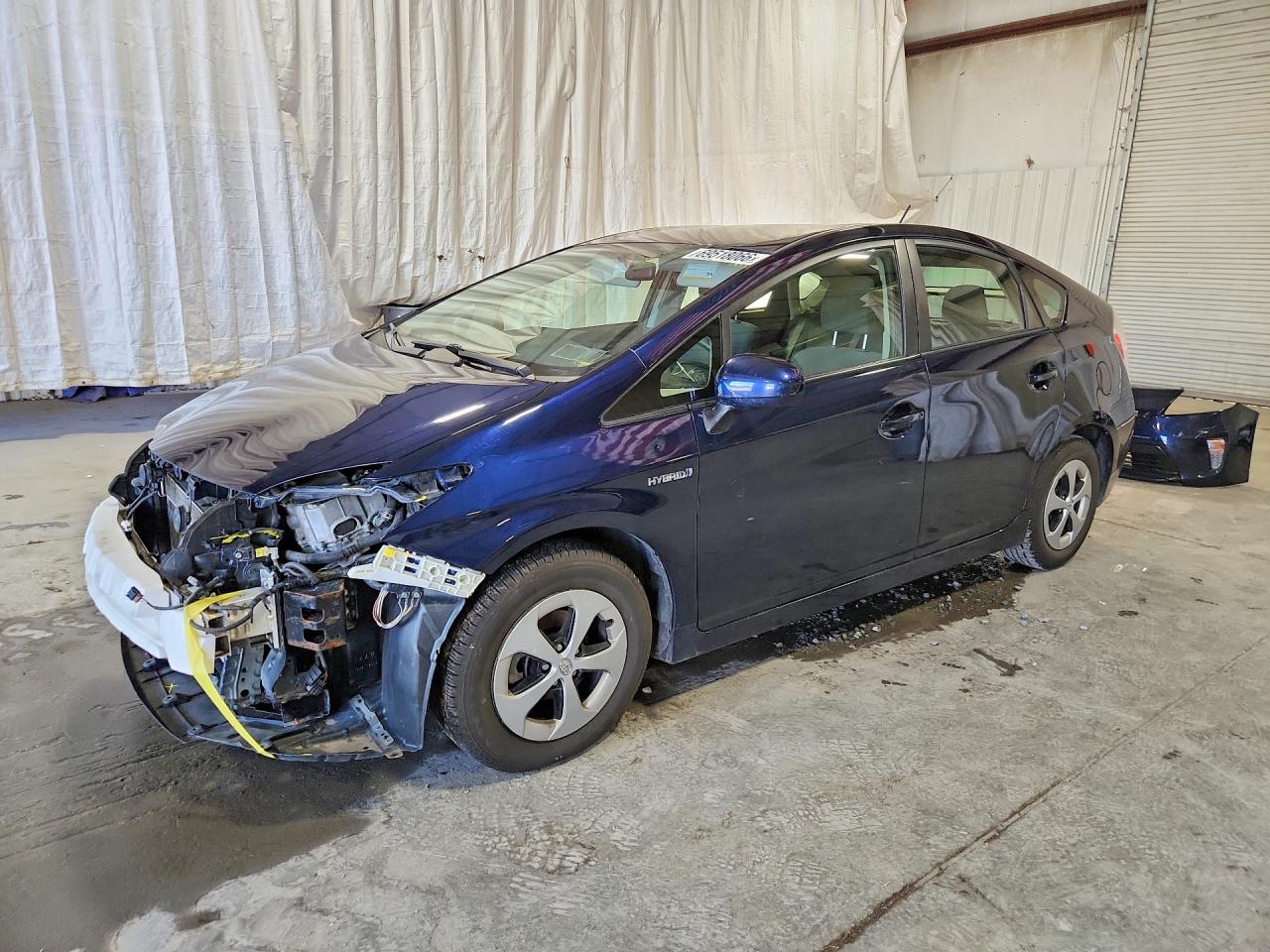 2015 TOYOTA PRIUS TWO | JTDKN3DU5F0481123 | UPCARS