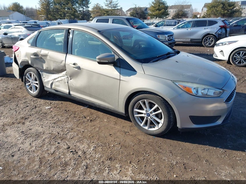 2015 FORD FOCU SE | 1FADP3F25FL338286 | UPCARS