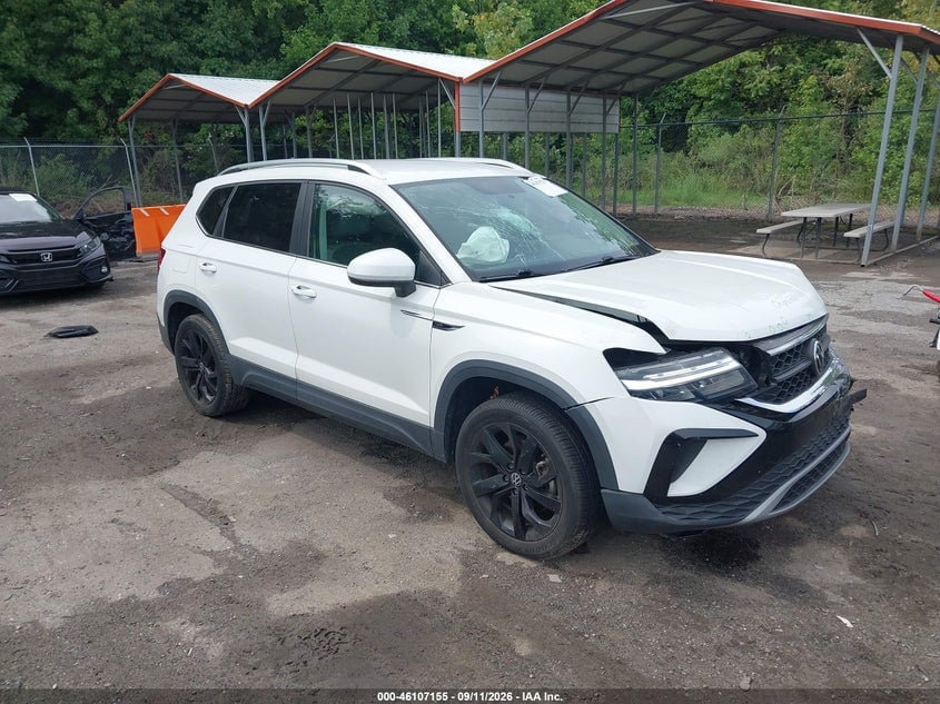 2022 VOLKSWAGEN TAOS 1.5T SE | 3VVRX7B22NM063990 | UPCARS