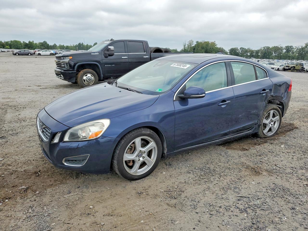 2013 VOLVO S60 T5 | YV1612FSXD1227976 | UPCARS