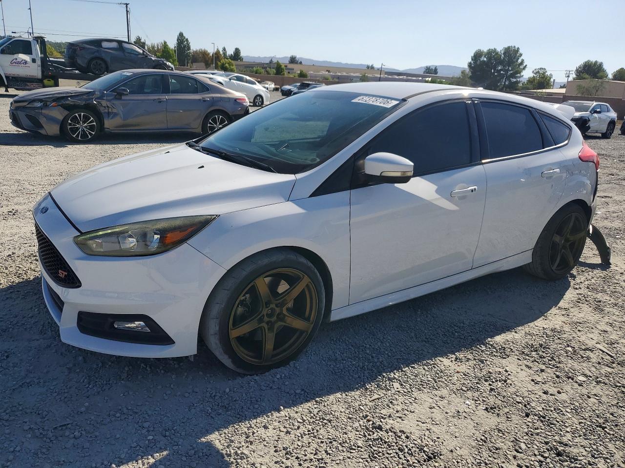 2016 FORD FOCU ST | 1FADP3L96GL405688 | UPCARS