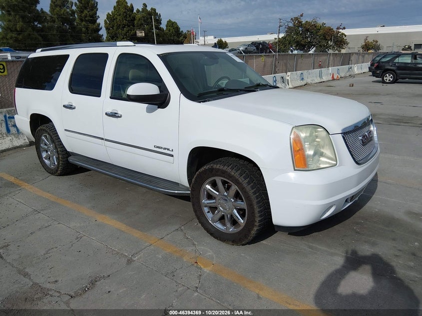 2011 GMC YUKON XL 1500 DENALI | 1GKS2MEF2BR353706 | UPCARS