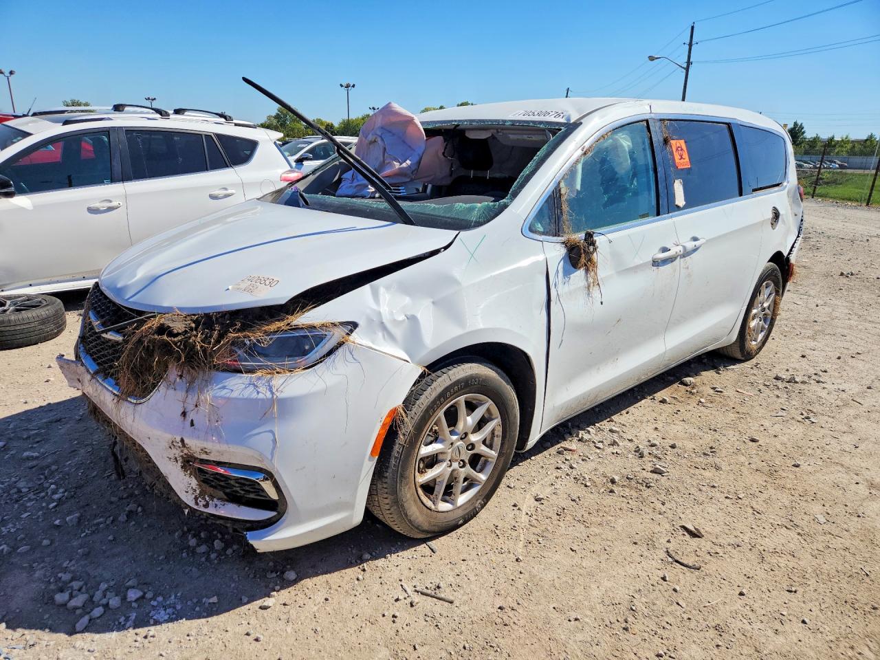 2024 CHRYSLER PACIFICA TOURING L | 2C4RC1BG2RR107004 | UPCARS