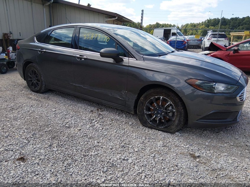 2018 FORD FUSION S | 3FA6P0G79JR165982 | UPCARS