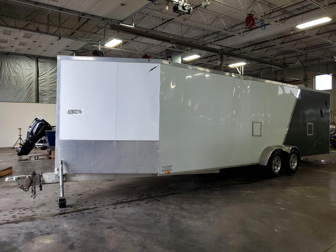 2018 FOREST RIVER LIGHTENING ENCLOSED CARGO SNOWMOBILE TRAILER | 5NHULTZ22JA113620 | UPCARS