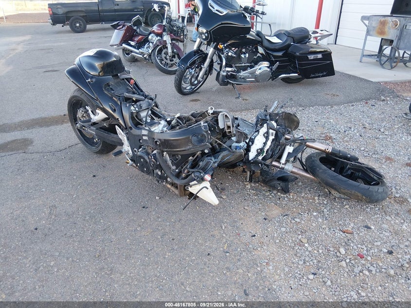 2011 SUZUKI GSX1300 R | JS1GX72A7B2100414 | UPCARS