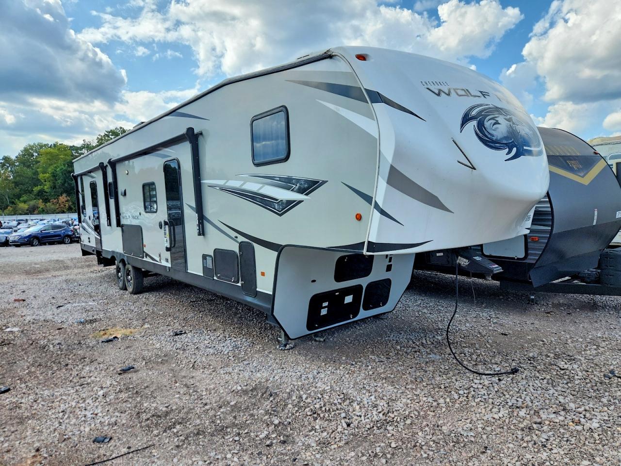 2021 FOREST RIVER WOLF PACK CAMPER | 5ZT3CT2B7M1217175 | UPCARS