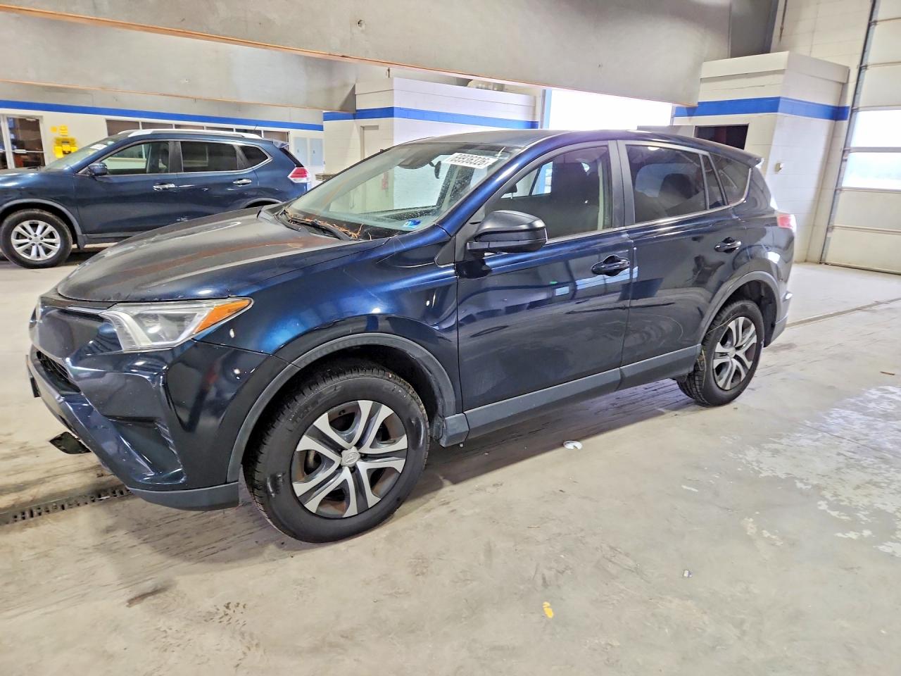2017 TOYOTA RAV4 LE | JTMZFREV2HJ720498 | UPCARS