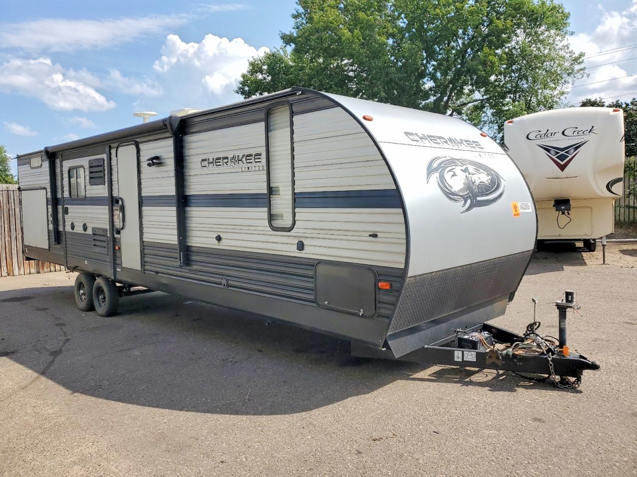 2019 FOREST RIVER CHEROKEE FOREST RIVER  CAMPER | 4X4TCKF27KX140205 | UPCARS