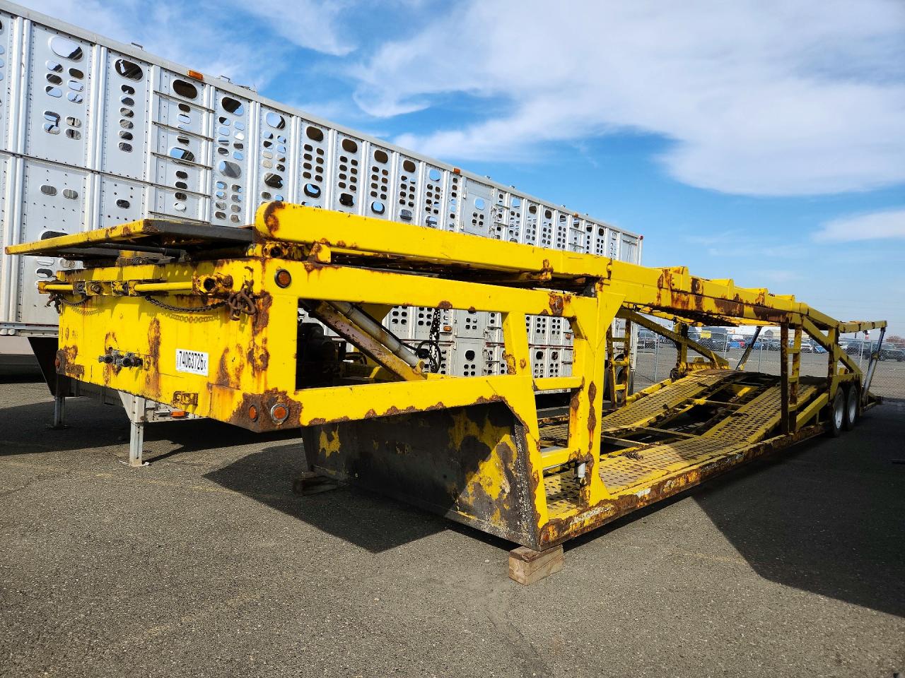 2004 PHOENIX UNKNOWN CAR CARRIER | 1S9CB53204P297793 | UPCARS
