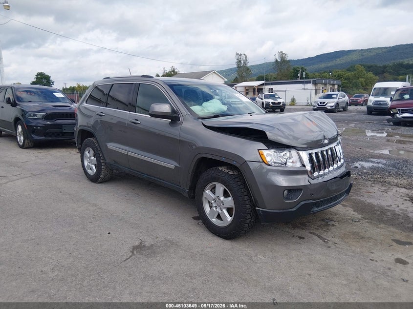 2013 JEEP GRAND CHEROKEE LAREDO | 1C4RJFAG3DC581291 | UPCARS