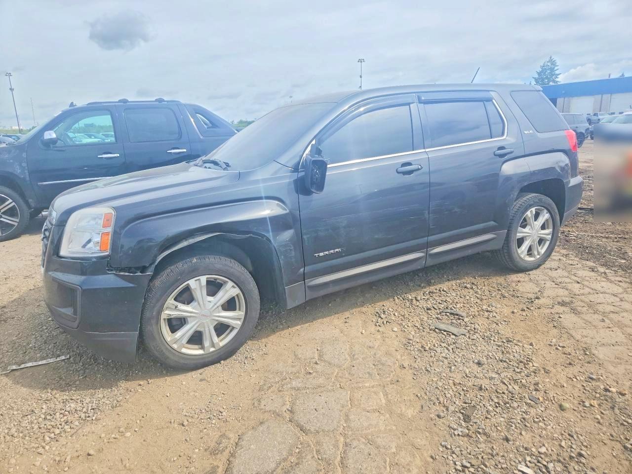 2017 GMC TERRAIN SLE | 2GKALMEK2H6351691 | UPCARS