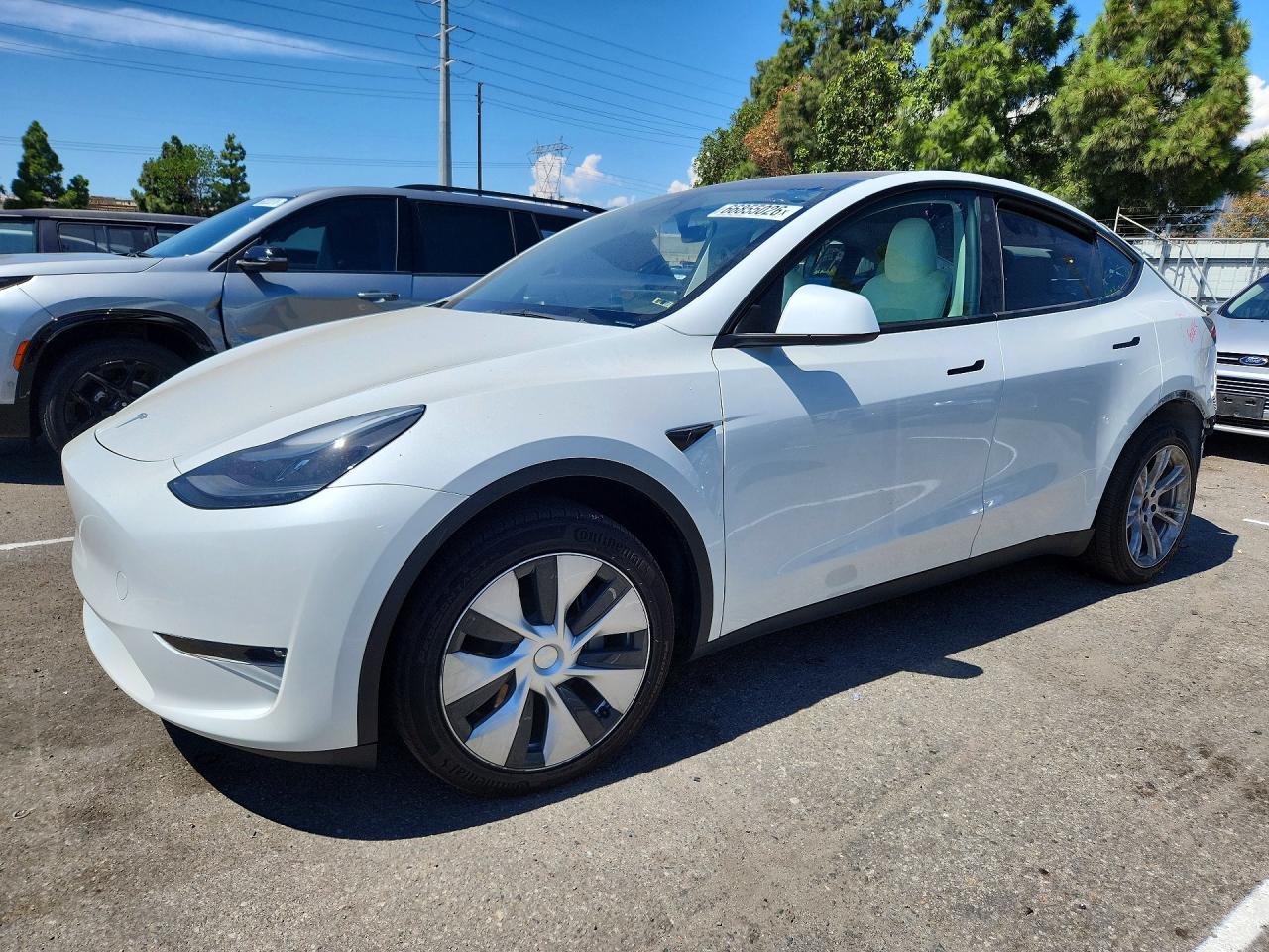 2023 TESLA MODEL Y | 7SAYGDEE3PF635674 | UPCARS