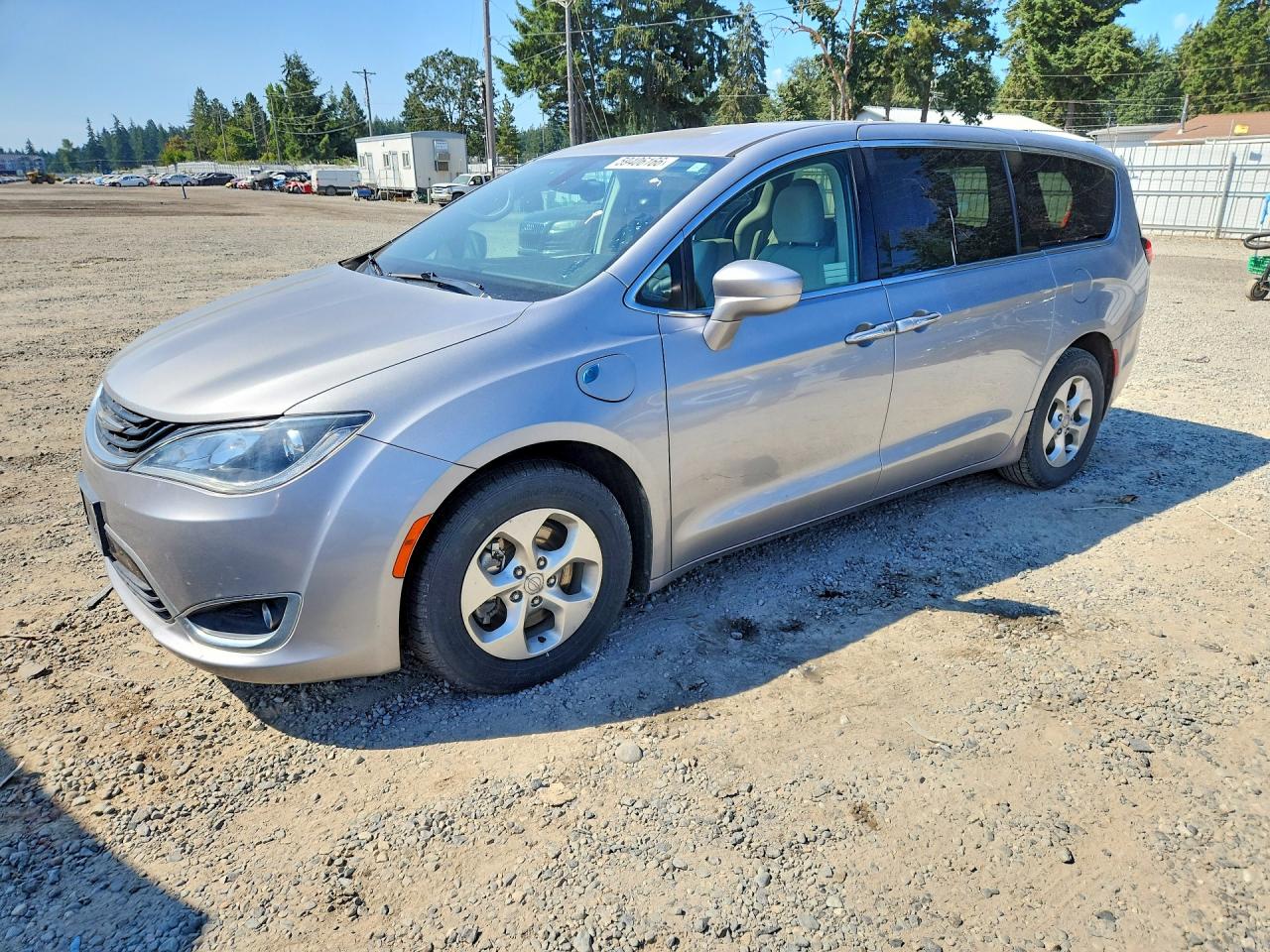 2017 CHRYSLER PACIFICA HYBRID PINNACLE | 2C4RC1H75HR765082 | UPCARS