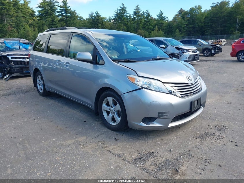 2017 TOYOTA SIENNA LE 8 PASSENGER | 5TDKZ3DC3HS785644 | UPCARS