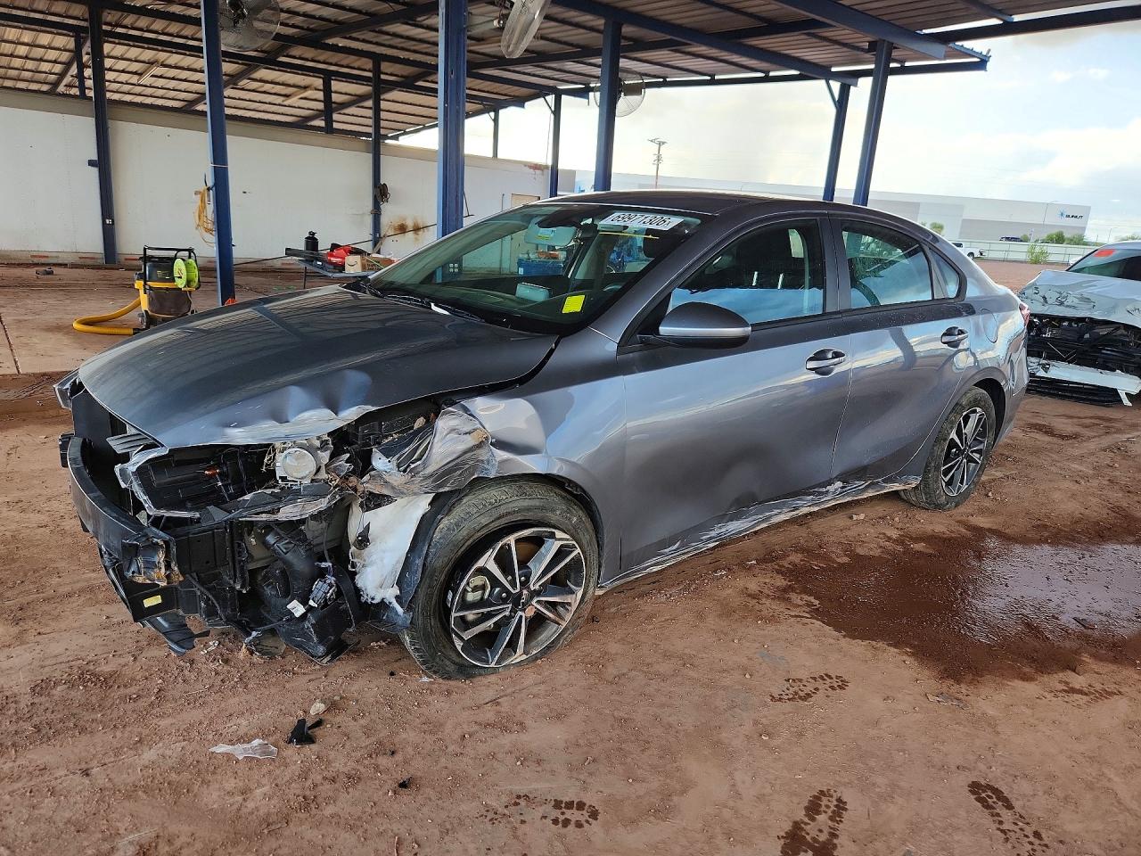 2024 KIA FORTE LXS | 3KPF24AD0RE794743 | UPCARS