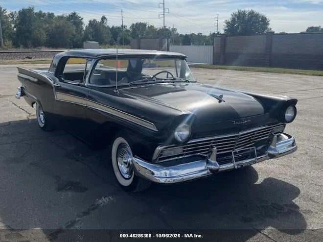1957 FORD FAIRLANE | C7FW350694 | UPCARS