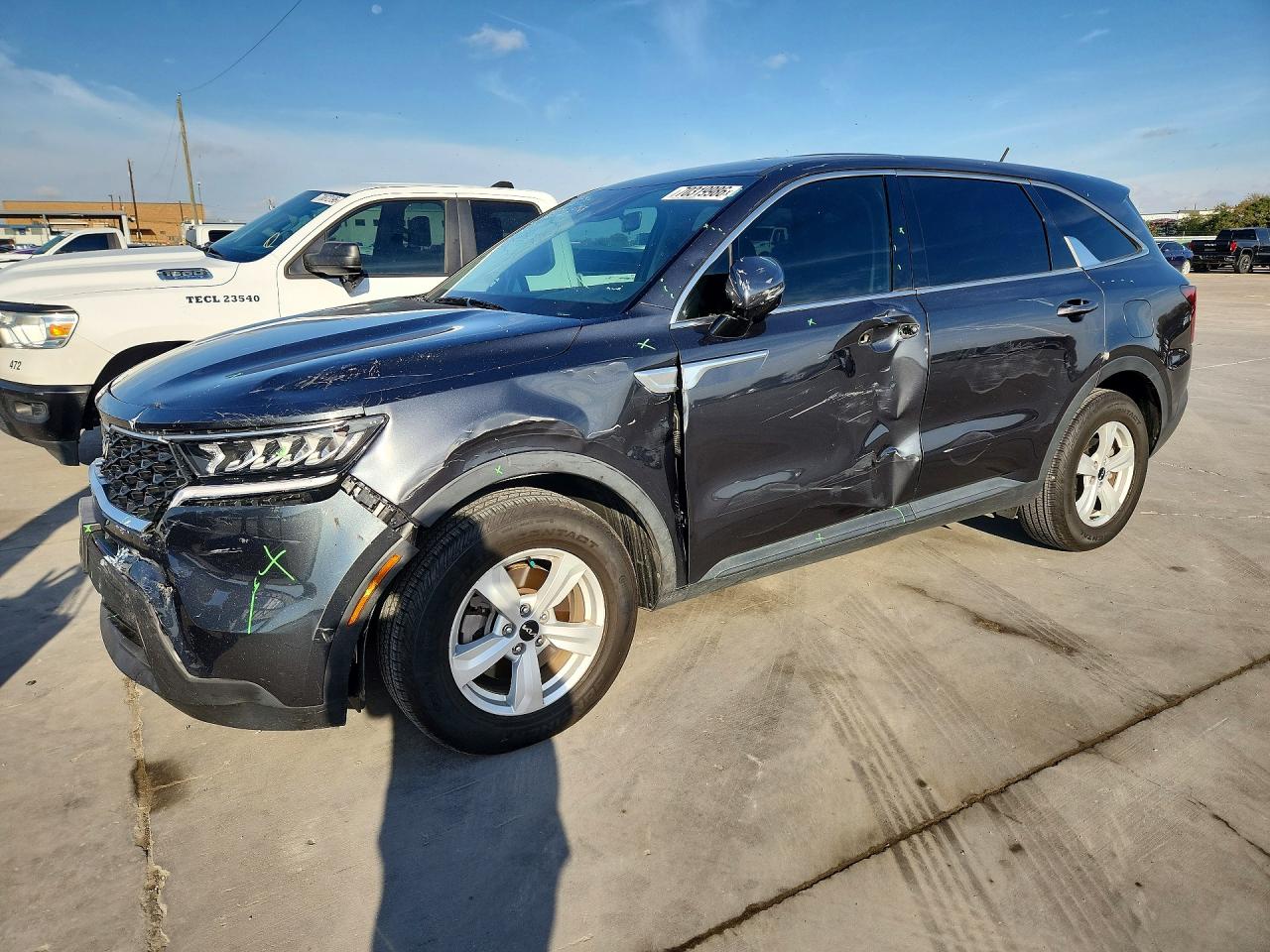 2022 KIA SORENTO LX | 5XYRG4LC3NG140223 | UPCARS