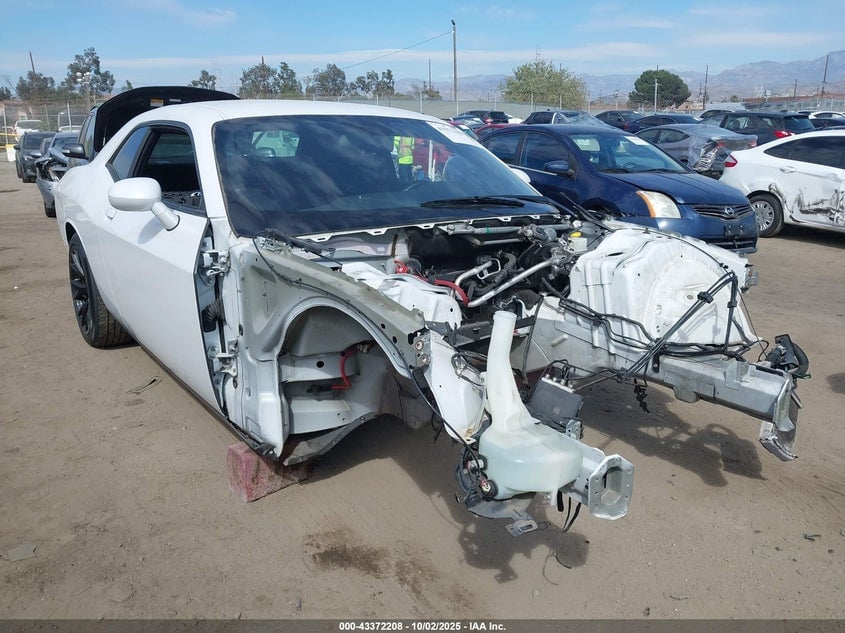 2016 DODGE CHALLENGER SRT HELLCAT | 2C3CDZC91GH263415 | UPCARS