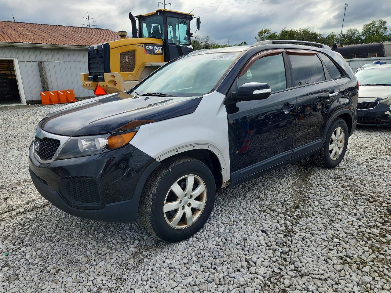2012 KIA SORENTO LX | 5XYKT4A24CG295707 | UPCARS