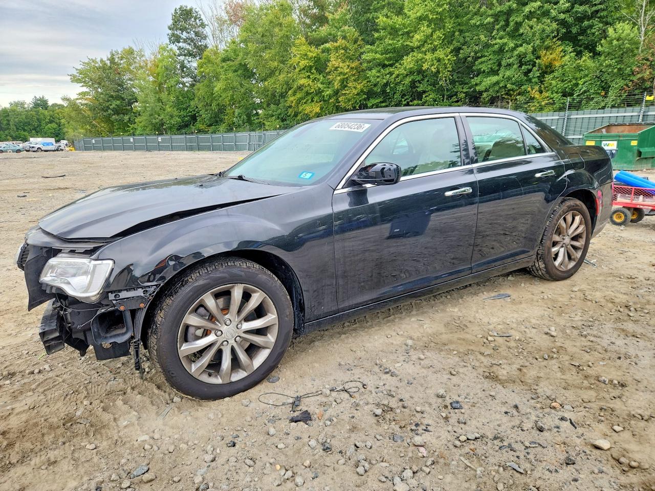 2015 CHRYSLER 300 | 2C3CCAKG4FH782042 | UPCARS