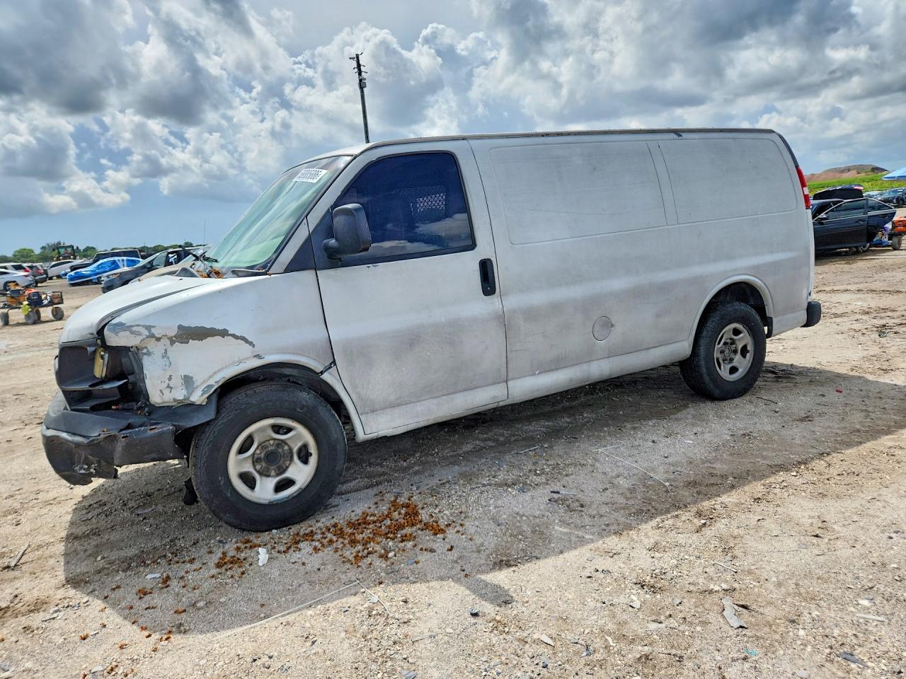 2004 CHEVROLET EXPRESS | 1GCFG15X841179387 | UPCARS