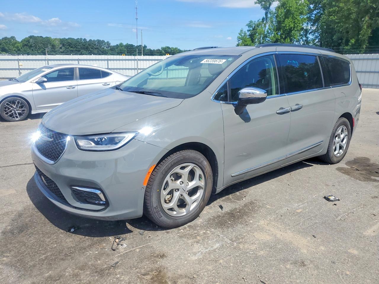 2023 CHRYSLER PACIFICA LIMITED | 2C4RC1GGXPR517863 | UPCARS