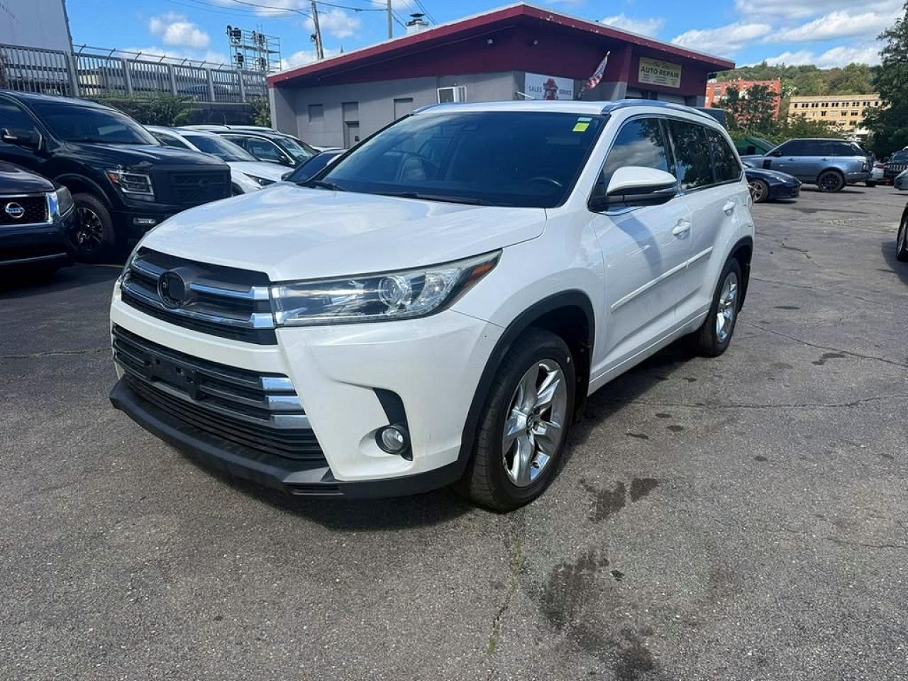 2017 TOYOTA HIGHLANDER LIMITED | 5TDDZRFH2HS478194 | UPCARS