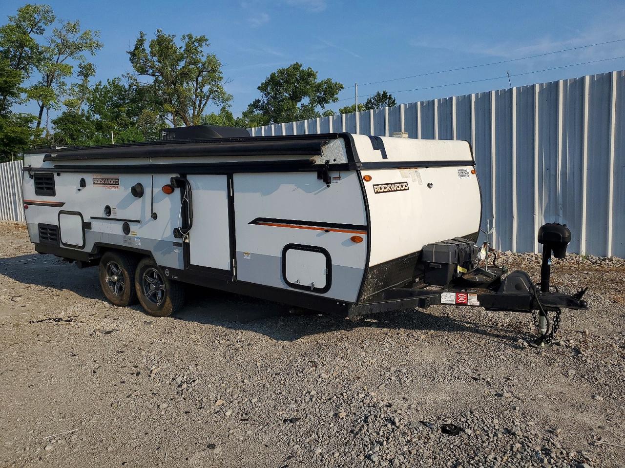2022 FORESRIVER ROCKWOOD FOREST RIVER  POP-UP CAMPER | 4X4CPR720ND315024 | UPCARS