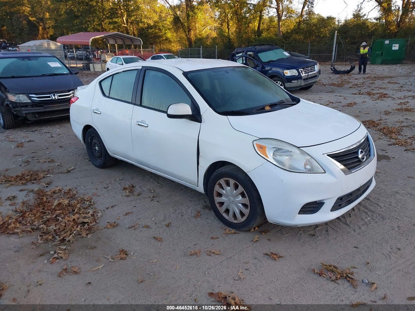 2013 NISSAN VERSA 1.6 SV | 3N1CN7AP3DL827697 | UPCARS