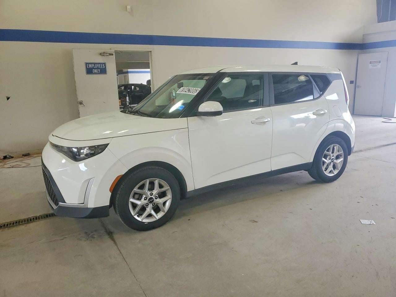 2023 KIA SOU LX | KNDJ23AU4P7876184 | UPCARS