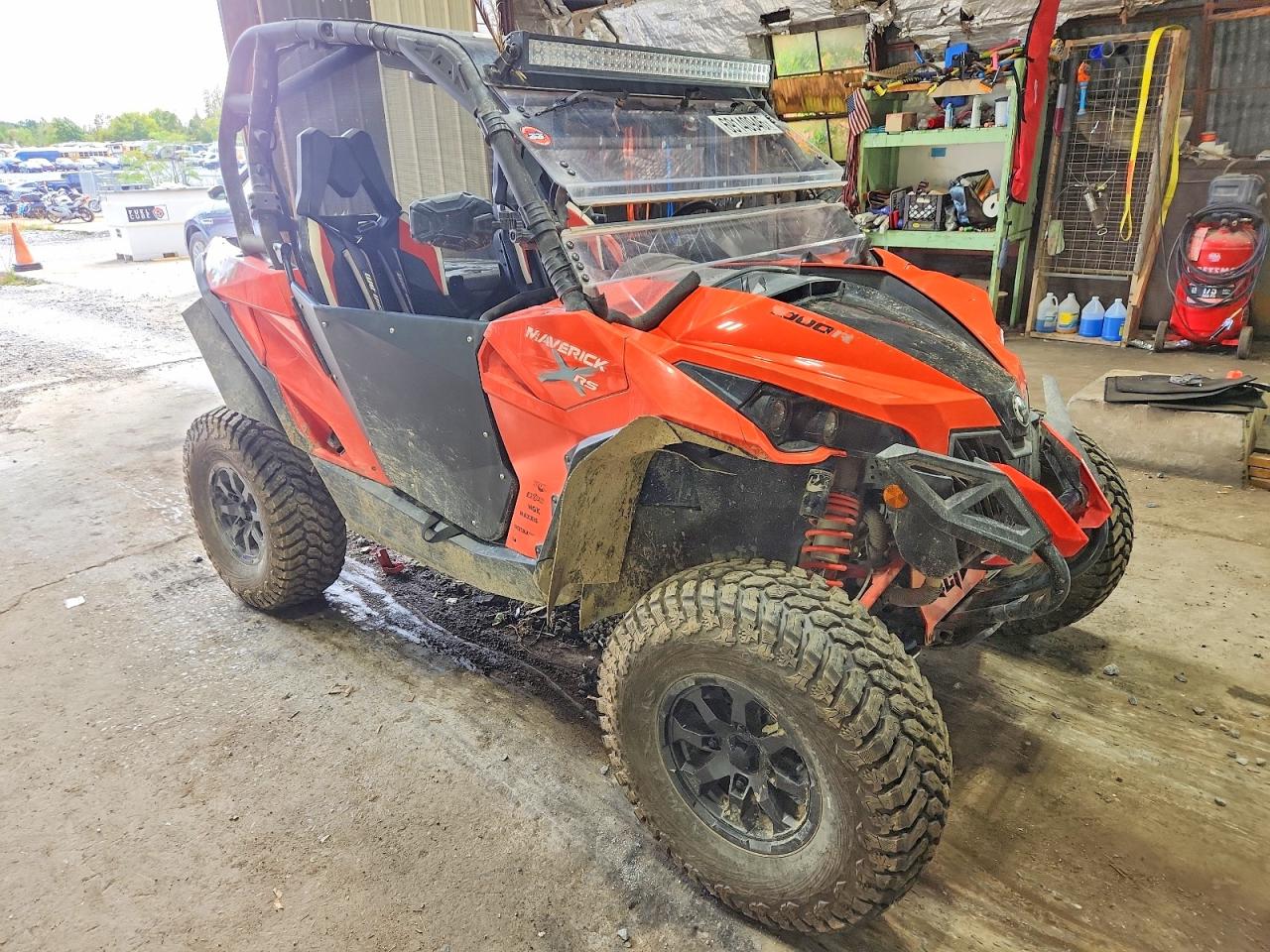 2014 CAN-AM SIDEBYSIDE UTILITY VEHICLE | 3JBPXHP10EJ000337 | UPCARS