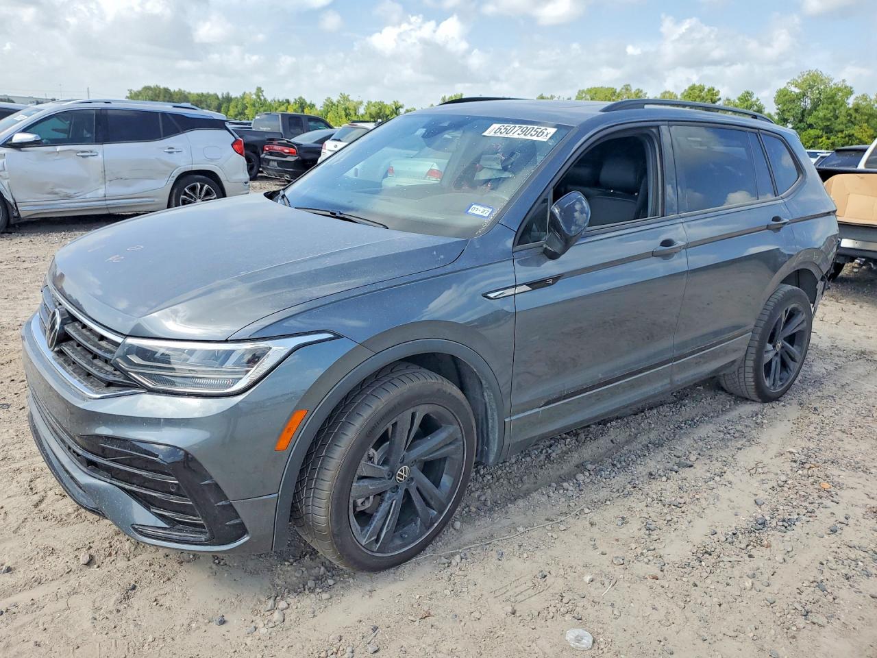 2024 VOLKSWAGEN TIGUAN SE R-LINE BLACK | 3VVCB7AX7RM016428 | UPCARS