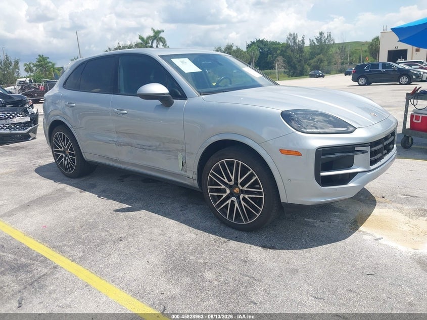 2025 PORSCHE CAYENNE | WP1AA2AY8SDA02266 | UPCARS