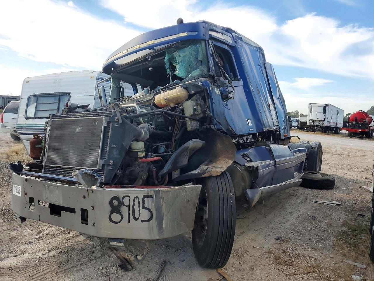 2004 FREIGHTLINER ALL OTHER UNKNOWN | 1FUJA6CK74LM68905 | UPCARS