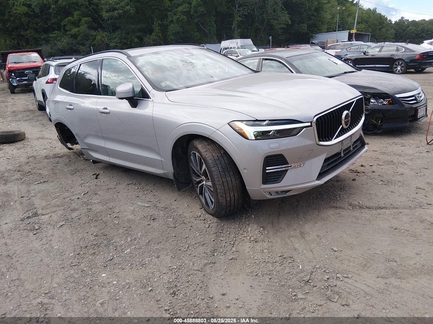 2022 VOLVO XC60 B5 MOMENTUM | YV4L12RK3N1040405 | UPCARS