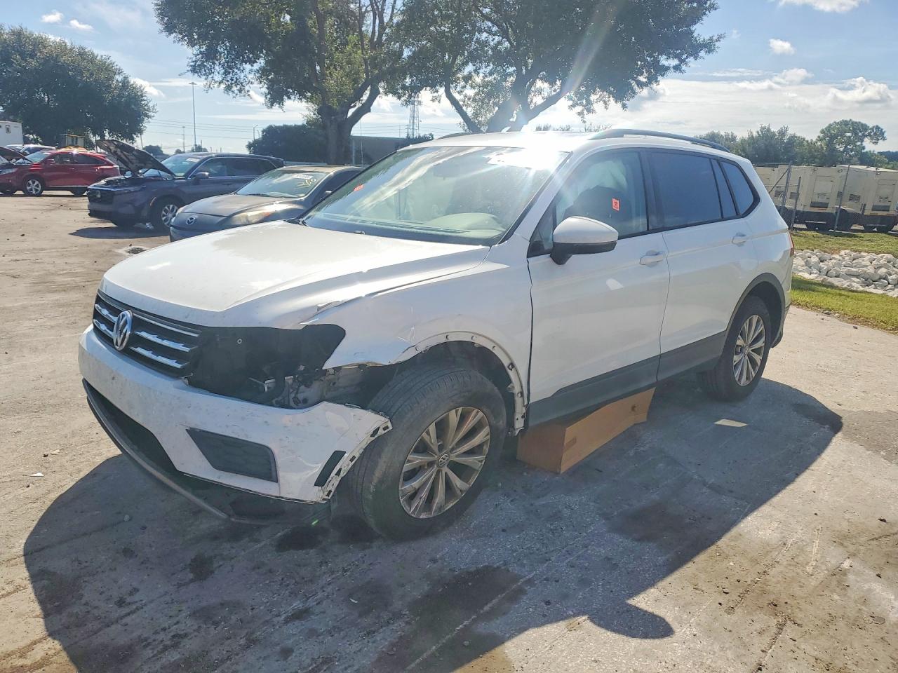 2018 VOLKSWAGEN TIGUAN S | 3VV1B7AX7JM154689 | UPCARS
