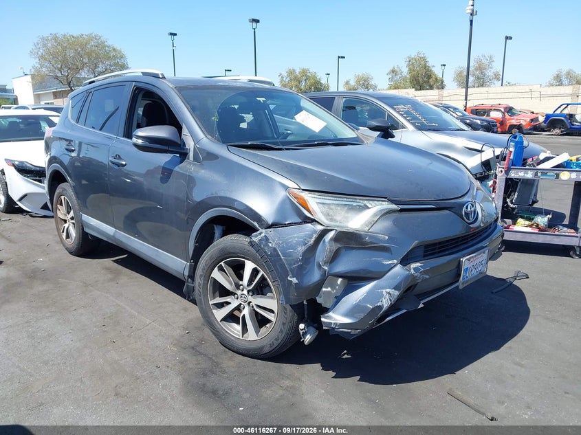 2016 TOYOTA RAV4 XLE | JTMWFREV7GD090798 | UPCARS