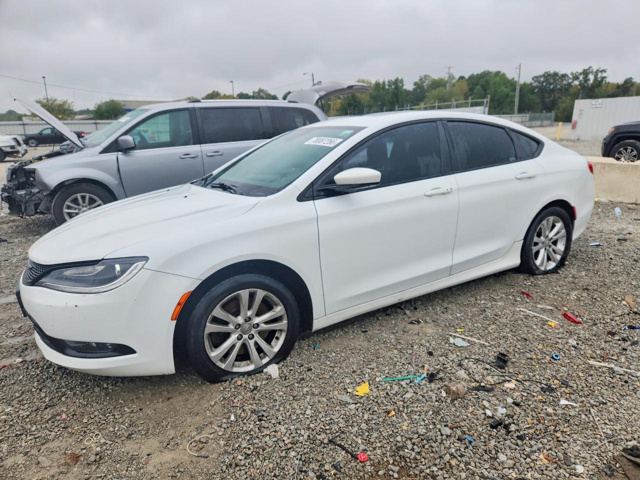 2015 CHRYSLER 200 S | 1C3CCCBBXFN539312 | UPCARS